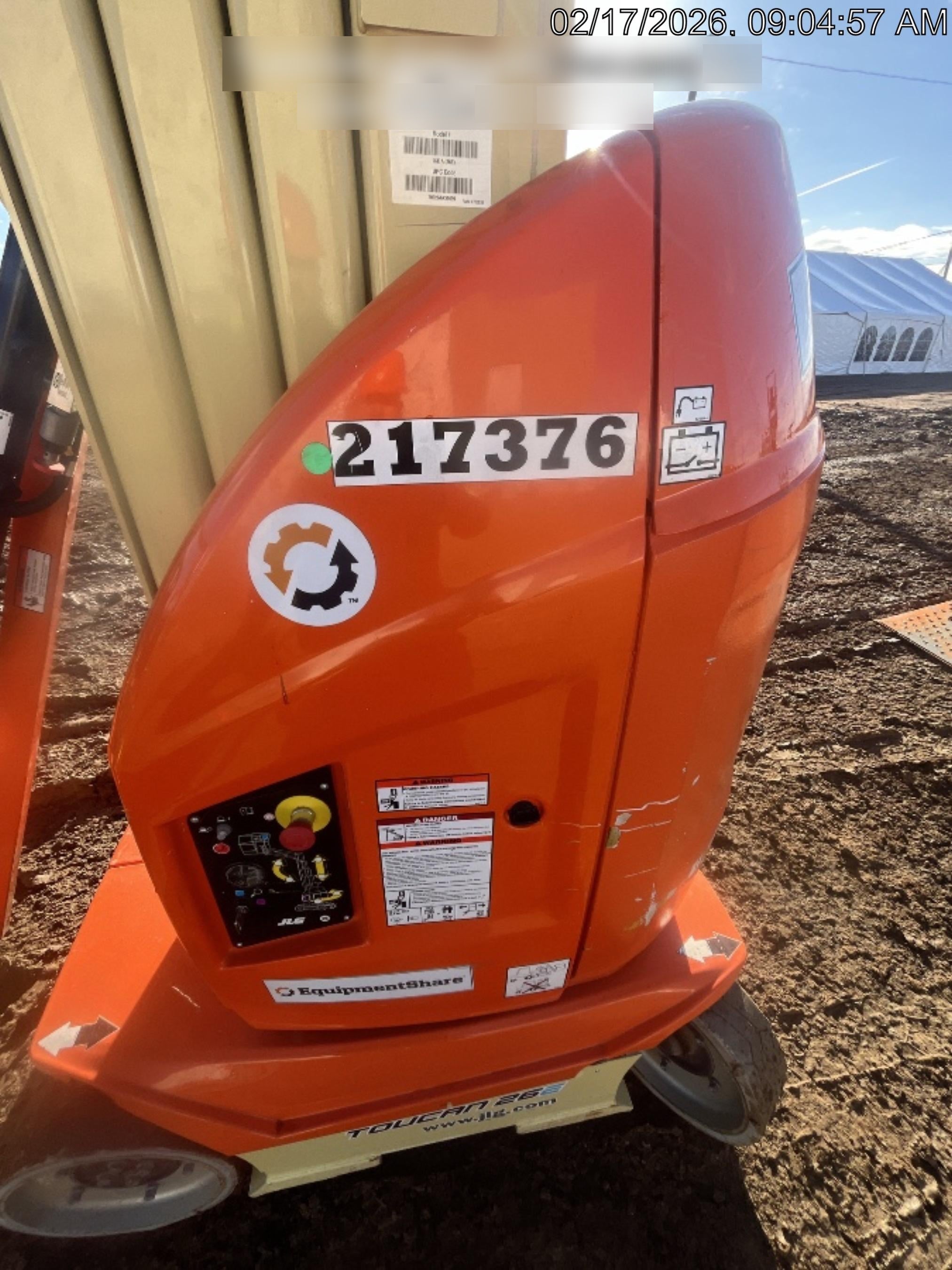 2022 JLG 26E