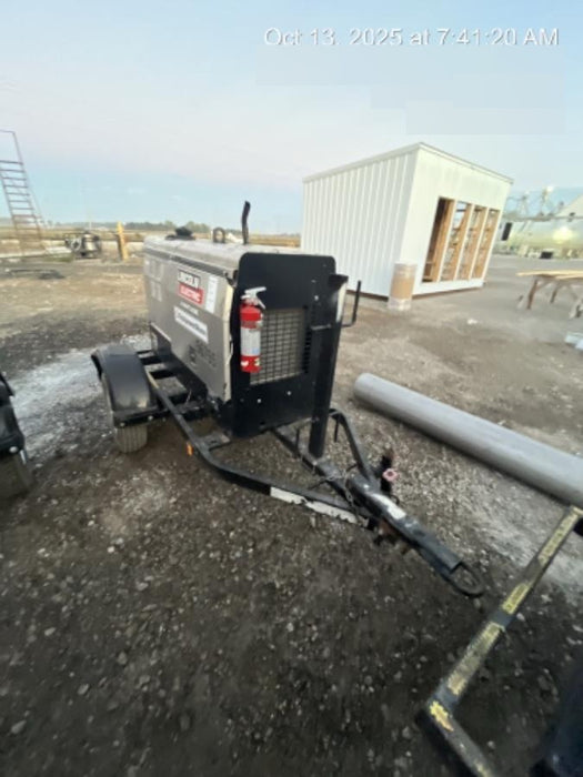 2019 Lincoln Electric Vantage 322 Welder Ready-Pak 3, Two wheel trailer, Fender and Light kit, Cable Rack
