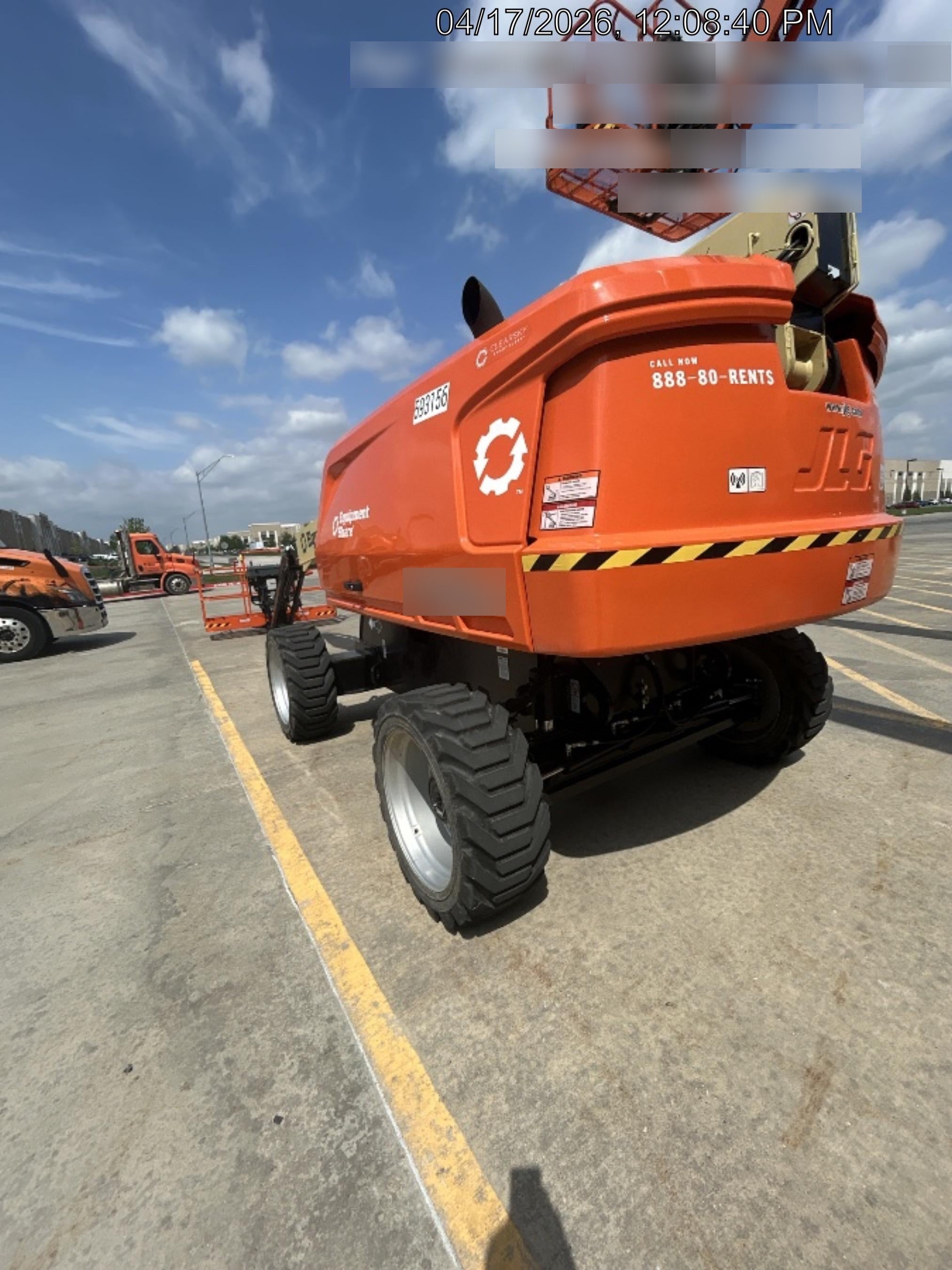 2025 JLG 660SJ