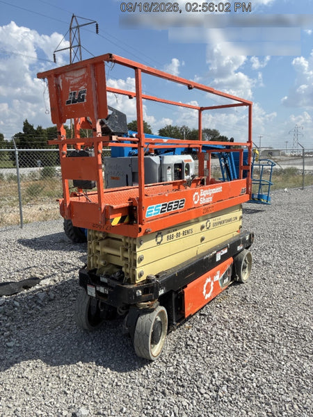 2022 JLG ES2632
