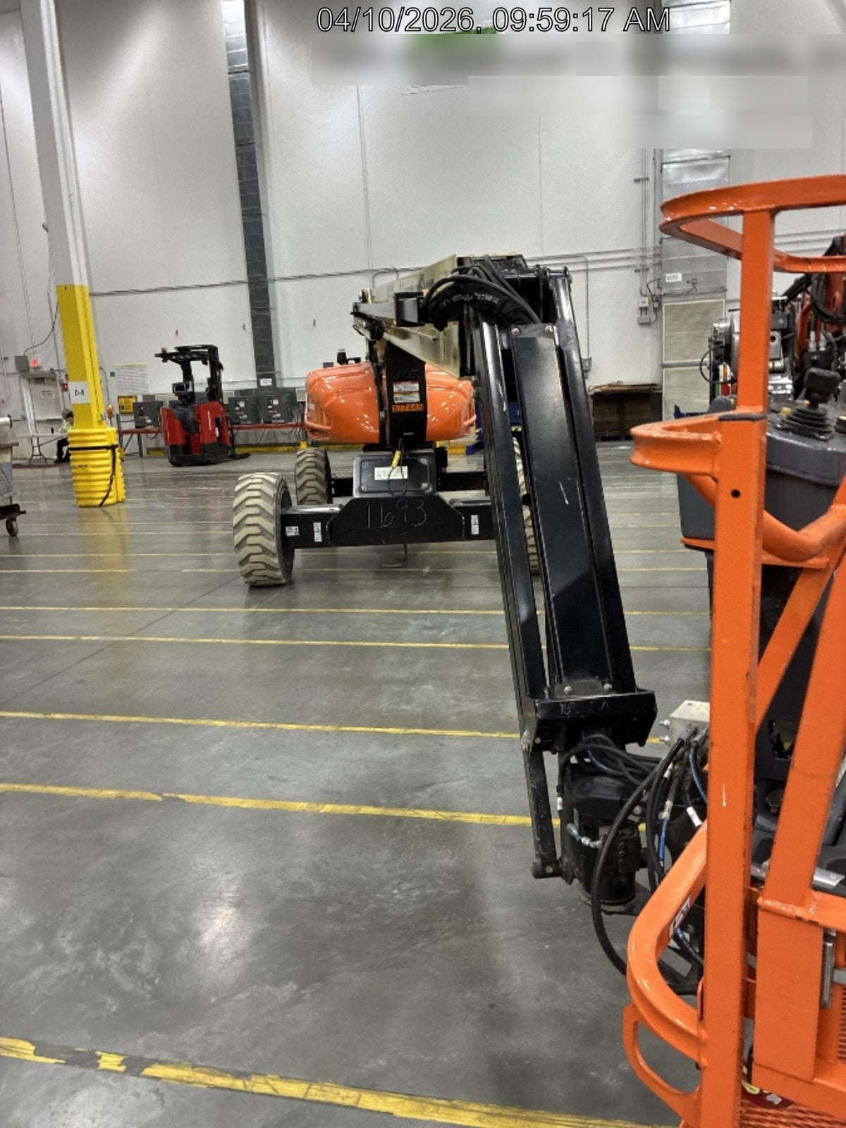 2023 JLG EC600SJ