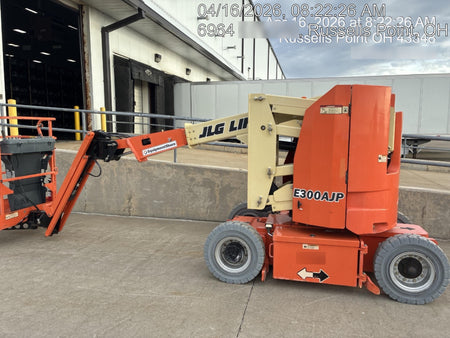 2019 JLG E300AJP