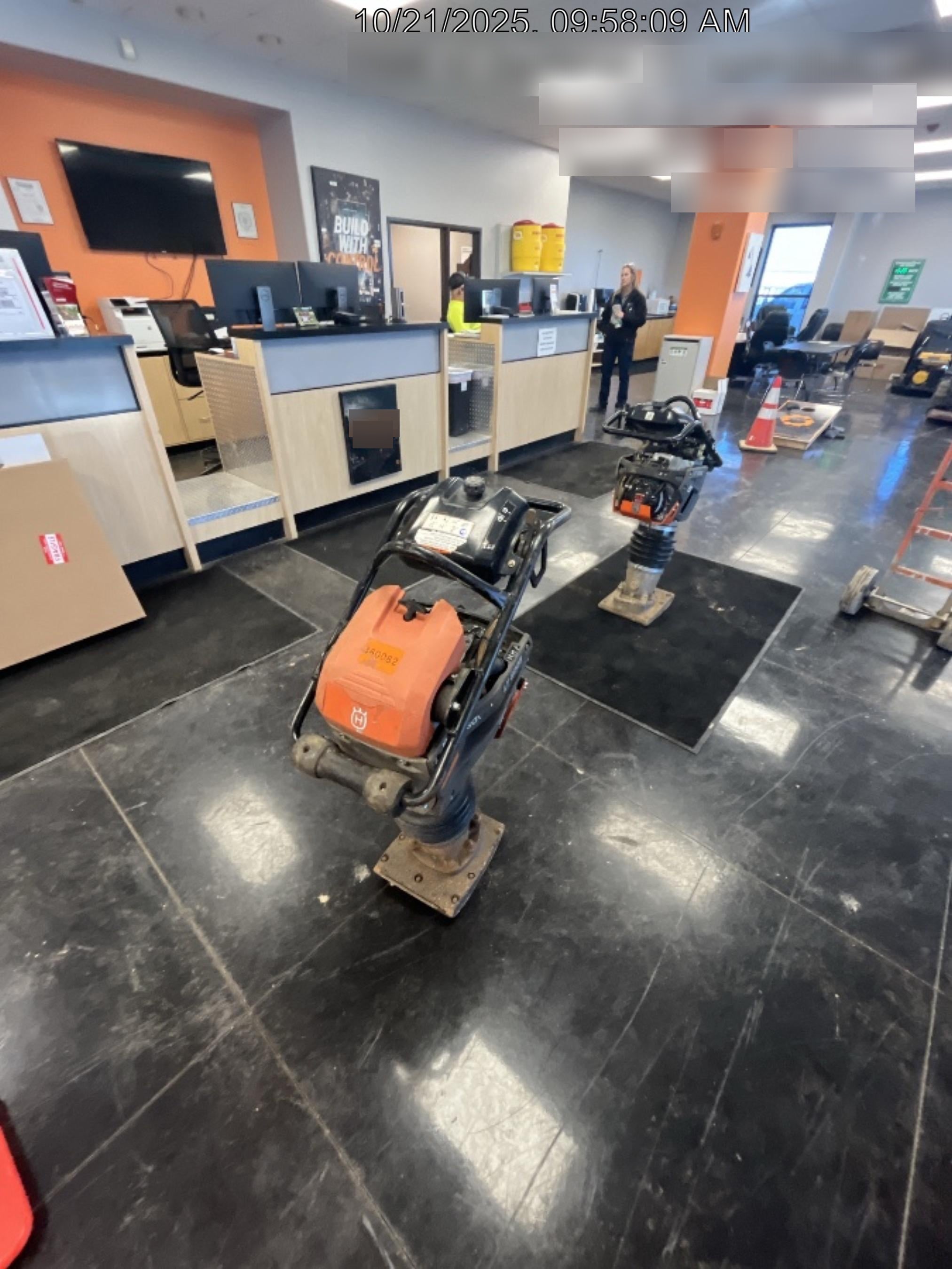 2024 HUSQVARNA LT6005