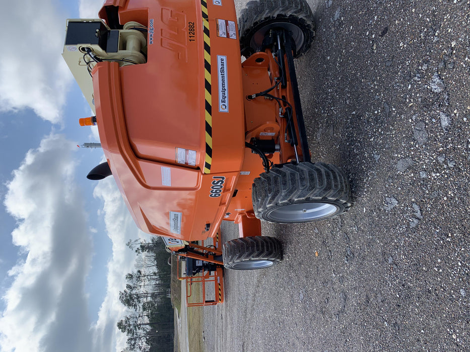 2020 JLG 660SJ
