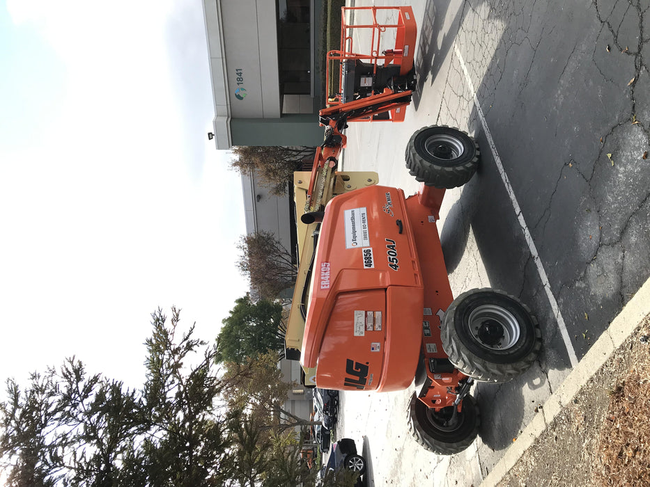 2019 JLG 450AJ