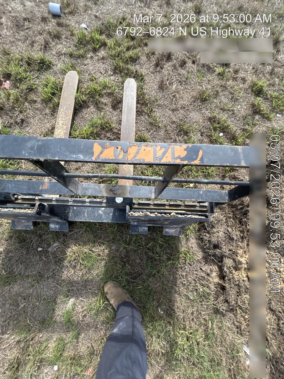 2024 ARROW MATERIAL HANDLING 24" Pallet Fork Frame
