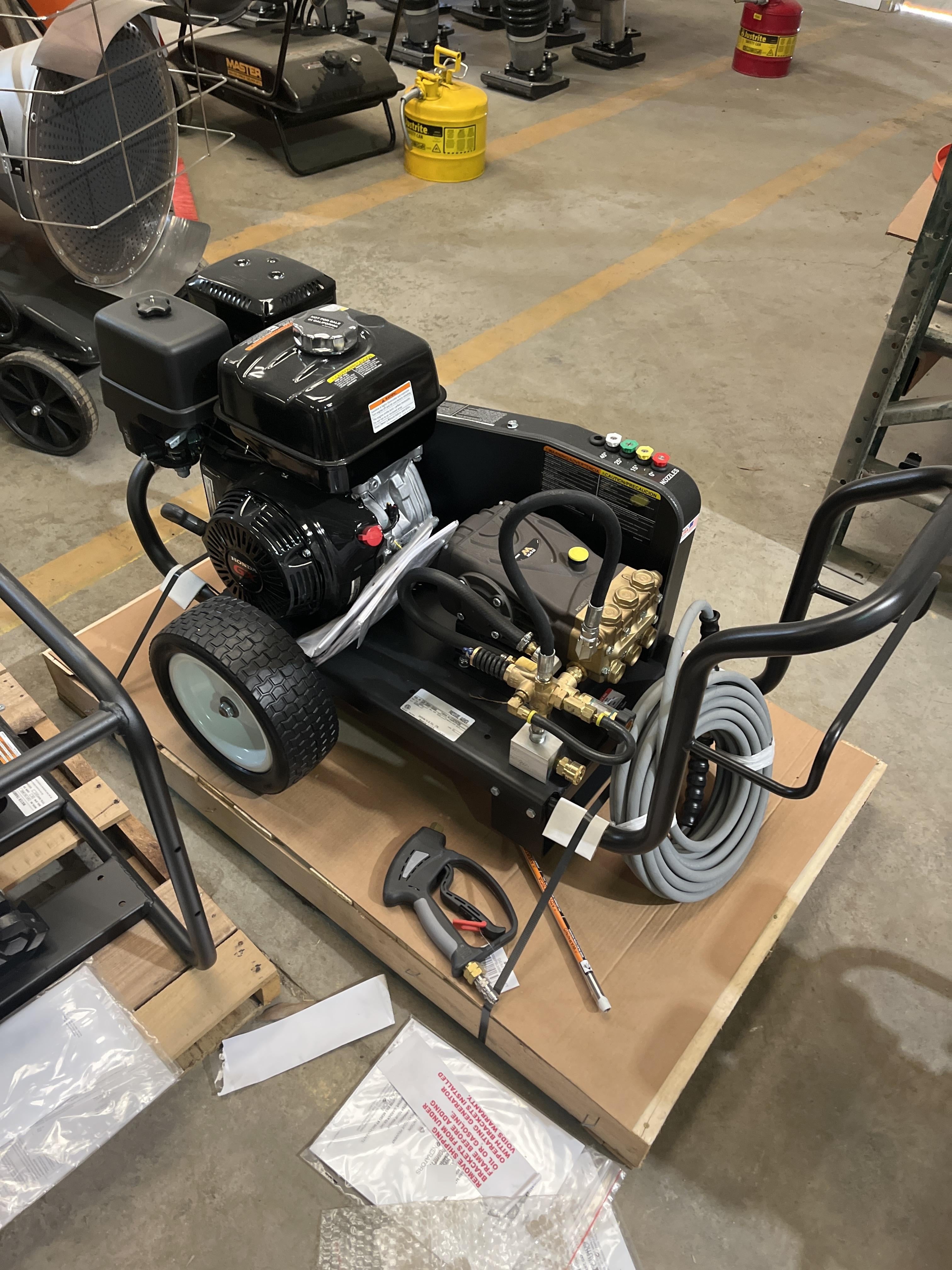 2026 MI-T-M CW-3504-5MGH