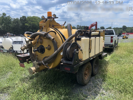 2023 Vac-Tron LP573XDT T4 Koehler Diesel Engine, 500 Gallon Debris Tank, x2 100 Gallon Water Tanks