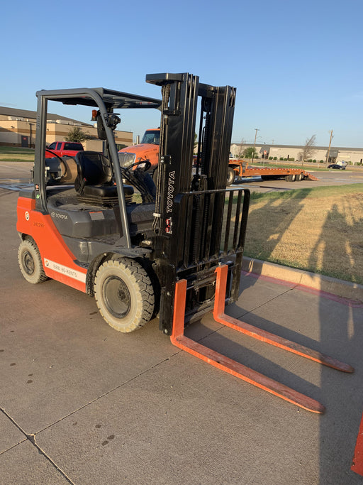 2022 TOYOTA 50-8FGU25