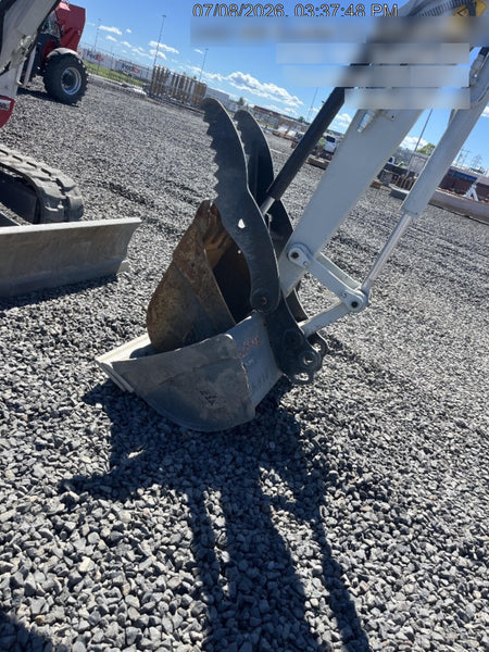 2025 TAKEUCHI 24" Bucket Takeuchi