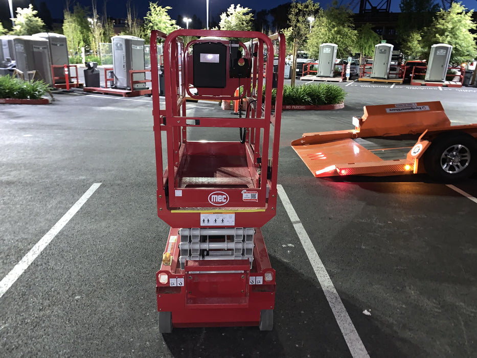 2020 MEC 1330SE Solid NM Tires, Steel Swing out Doors, LCS, Beacon, 900W Inverter