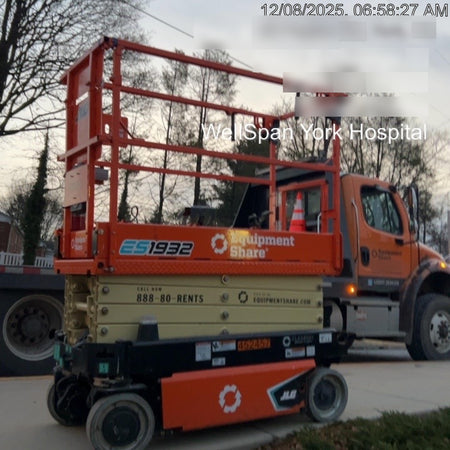 2024 JLG ES1932