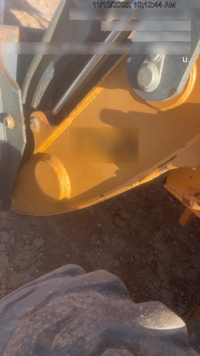 2019 Case 570N EP Canopy, 4WD, GP Front Bucket, Dual Tilt Cylinder, 84" Box Blade w/ Scarifier, Wheel Weights, Beacon