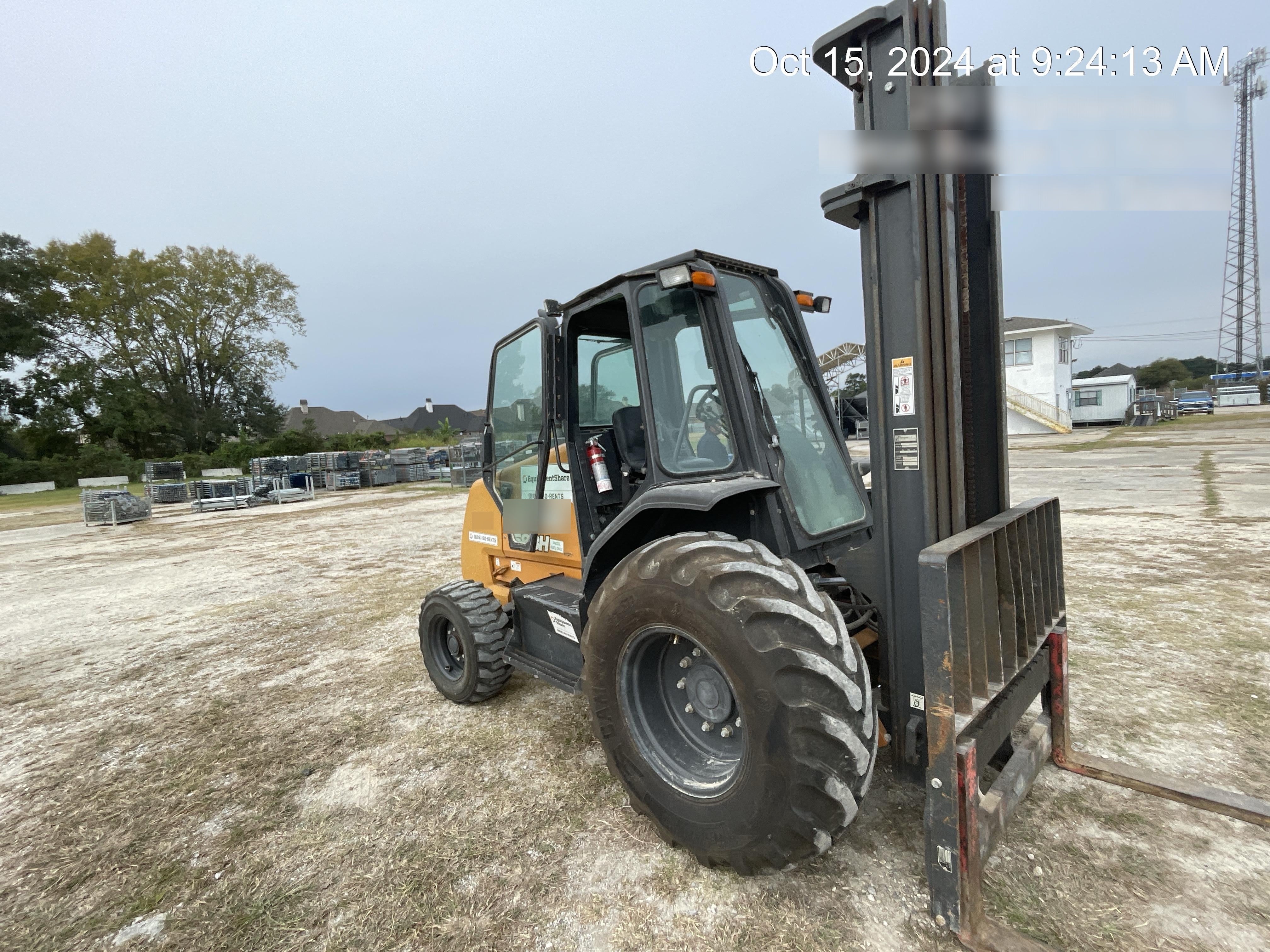 2019 CASE 588H