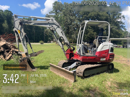 2023 TAKEUCHI TB250-2R