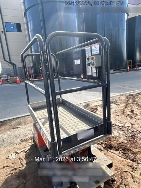 2023 JLG 1030P