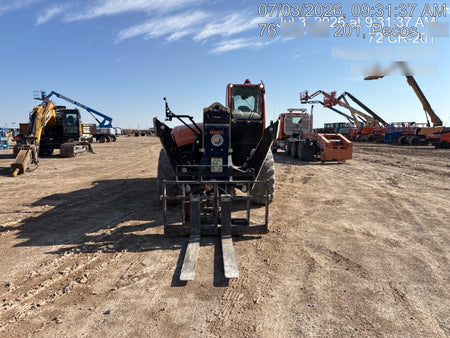2022 JLG 1075