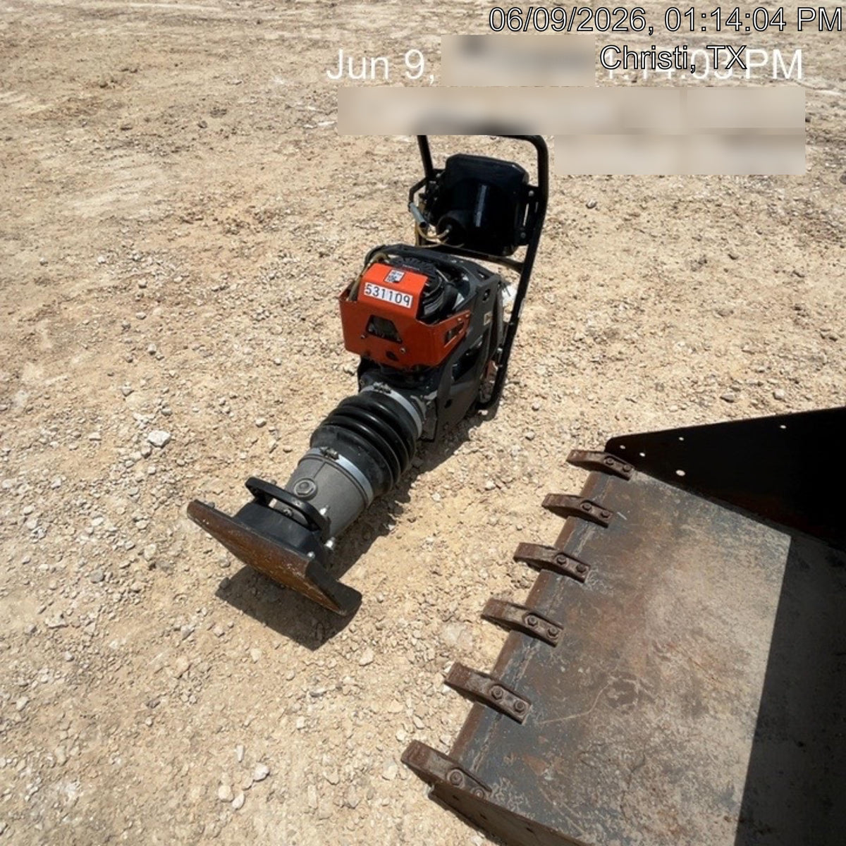 2025 HUSQVARNA LT6005
