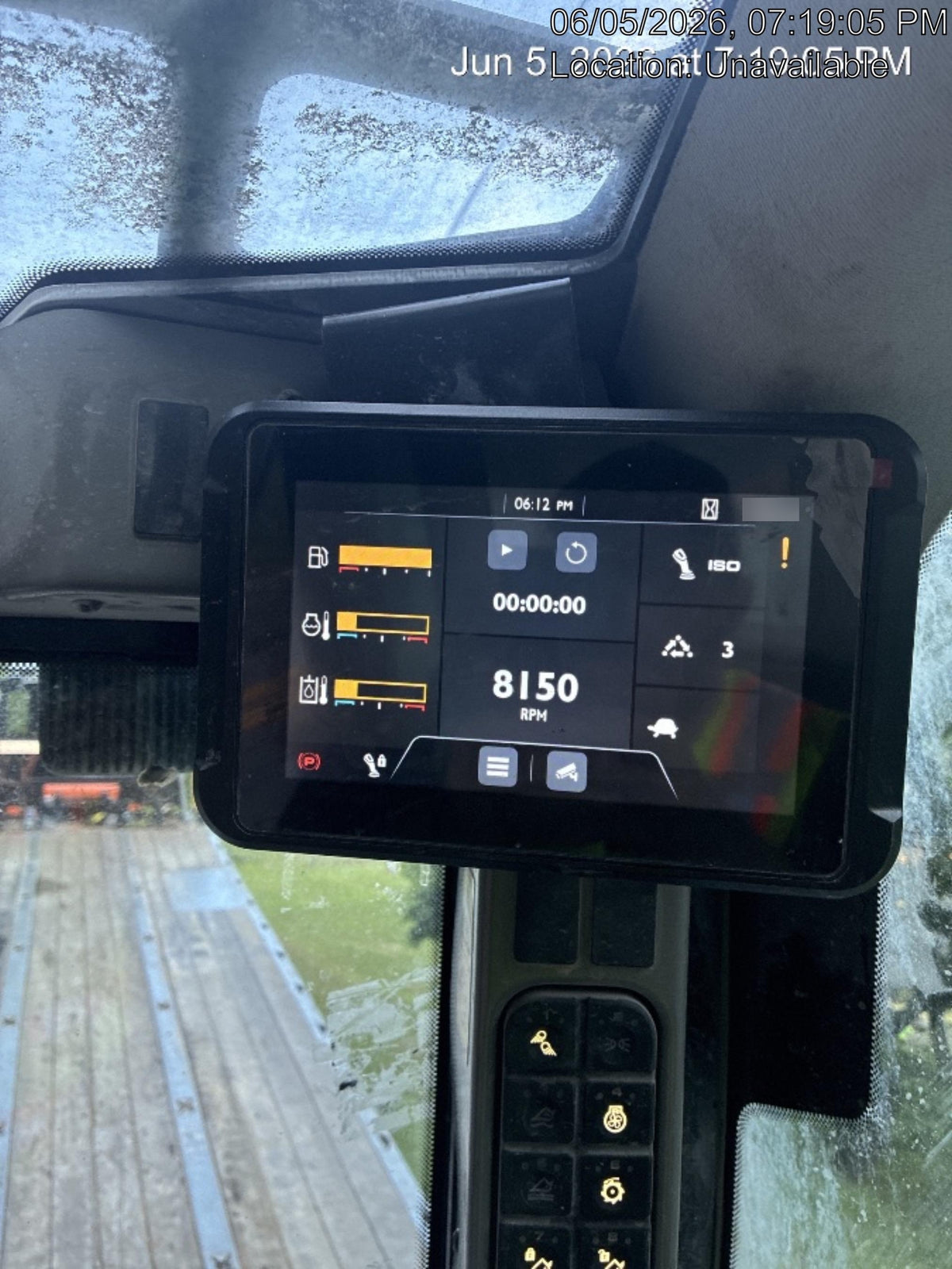 2024 JCB 3TS-8T