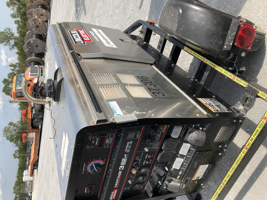 2019 Lincoln Electric Vantage 322 Ready-Pak 3, Two Wheel Trailer, Fender and Light Kit, Cable Rack