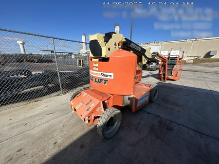 2019 JLG E400AJPN