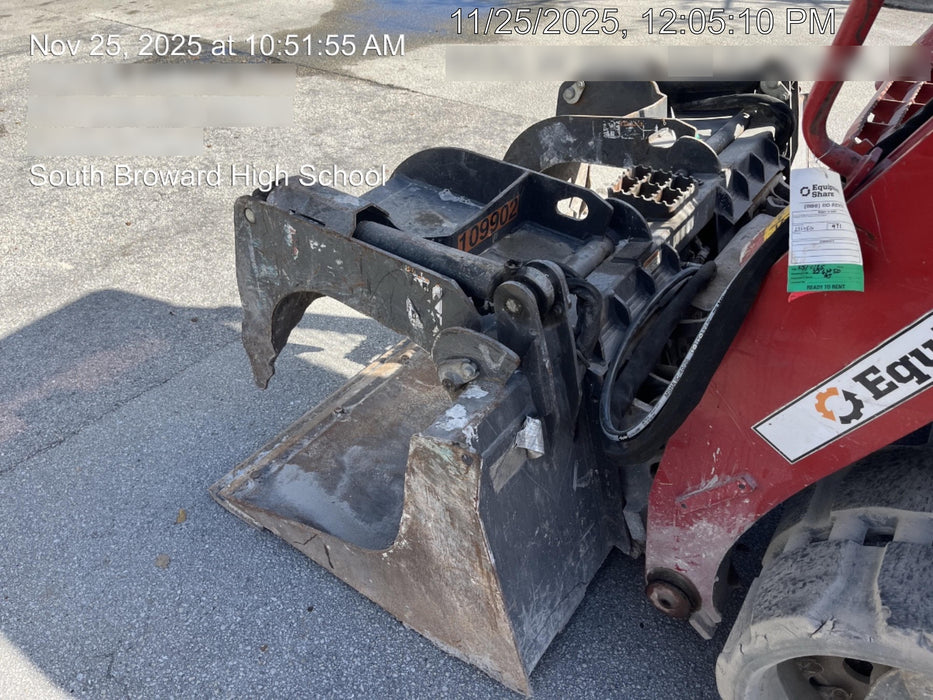 2020 PALADIN 72" Scrap Grapple Bucket - Paladin