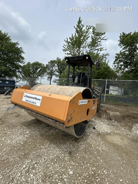 2023 CASE SV211E