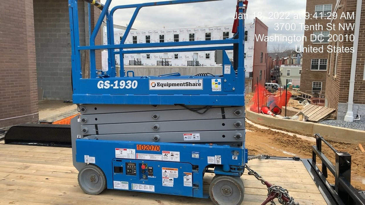 2020 Genie GS-1930 Fixed rails with chain entry gate - Pre A92.20