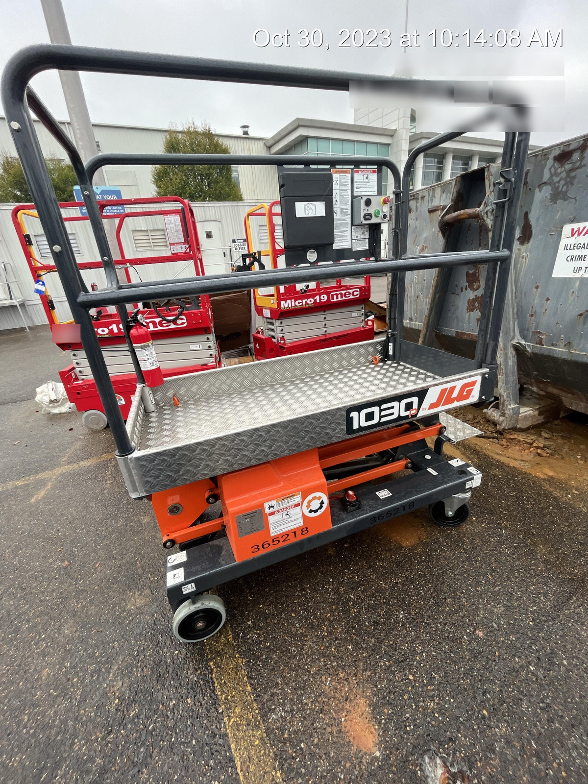 2023 JLG 1030P