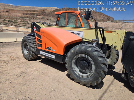 2021 JLG 1732