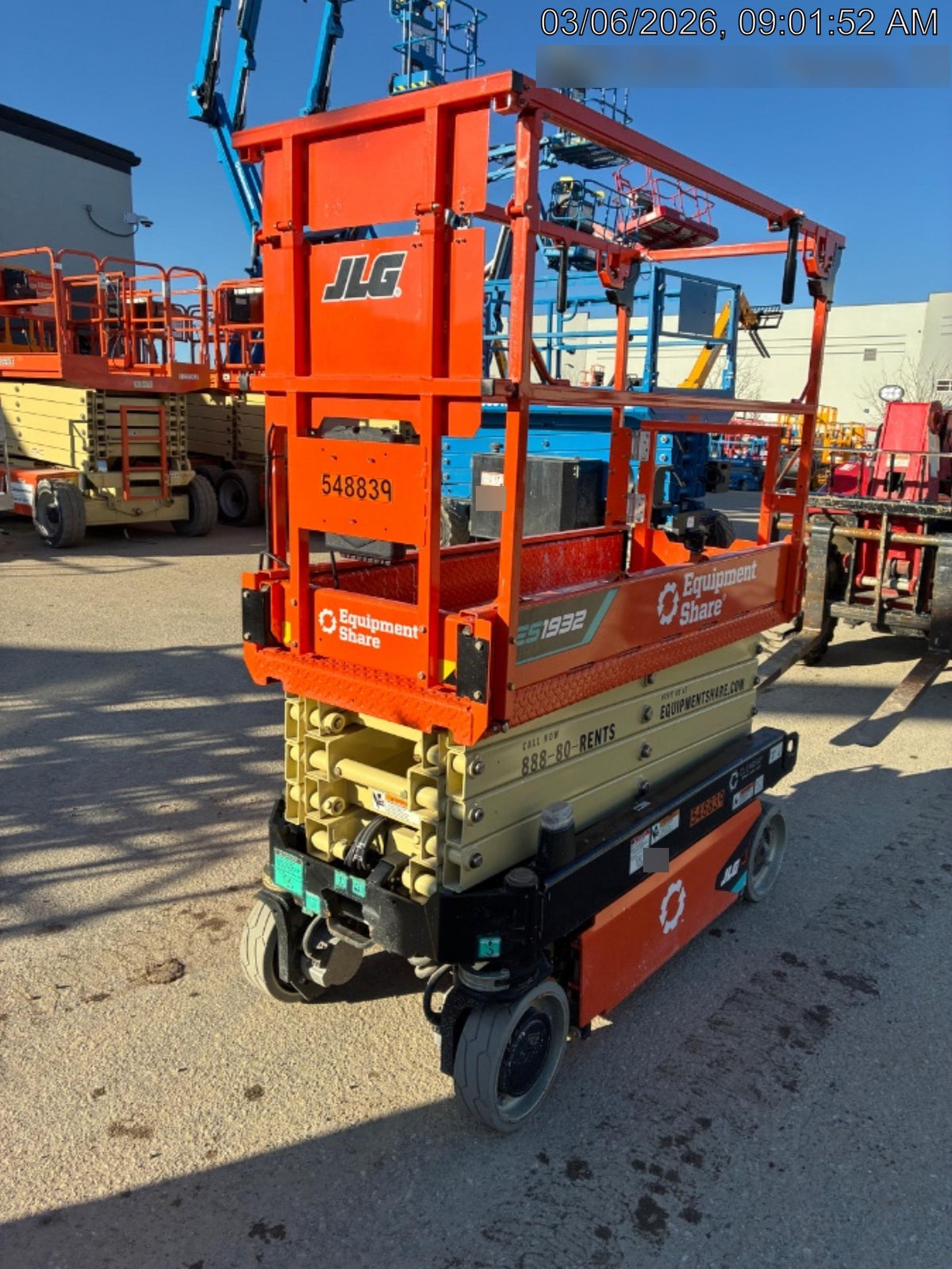 2025 JLG ES1932