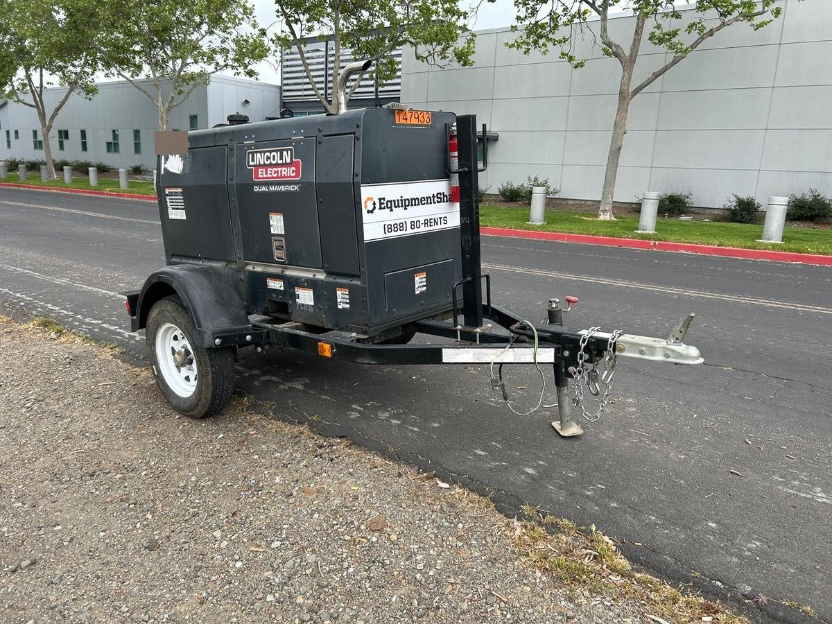 2021 Lincoln Electric Dual Maverick 200/200X Ready Pak 3 (includes trailer, cable rack, fender light kit)