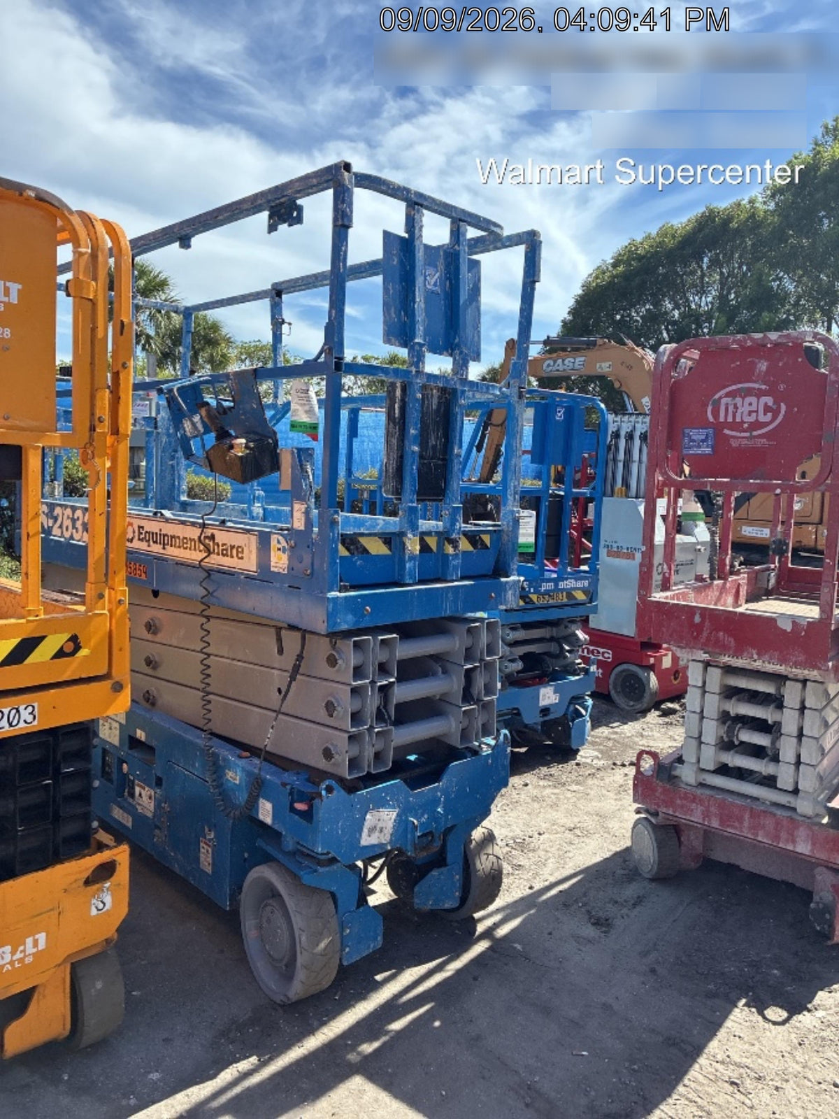 2023 GENIE GS-2632