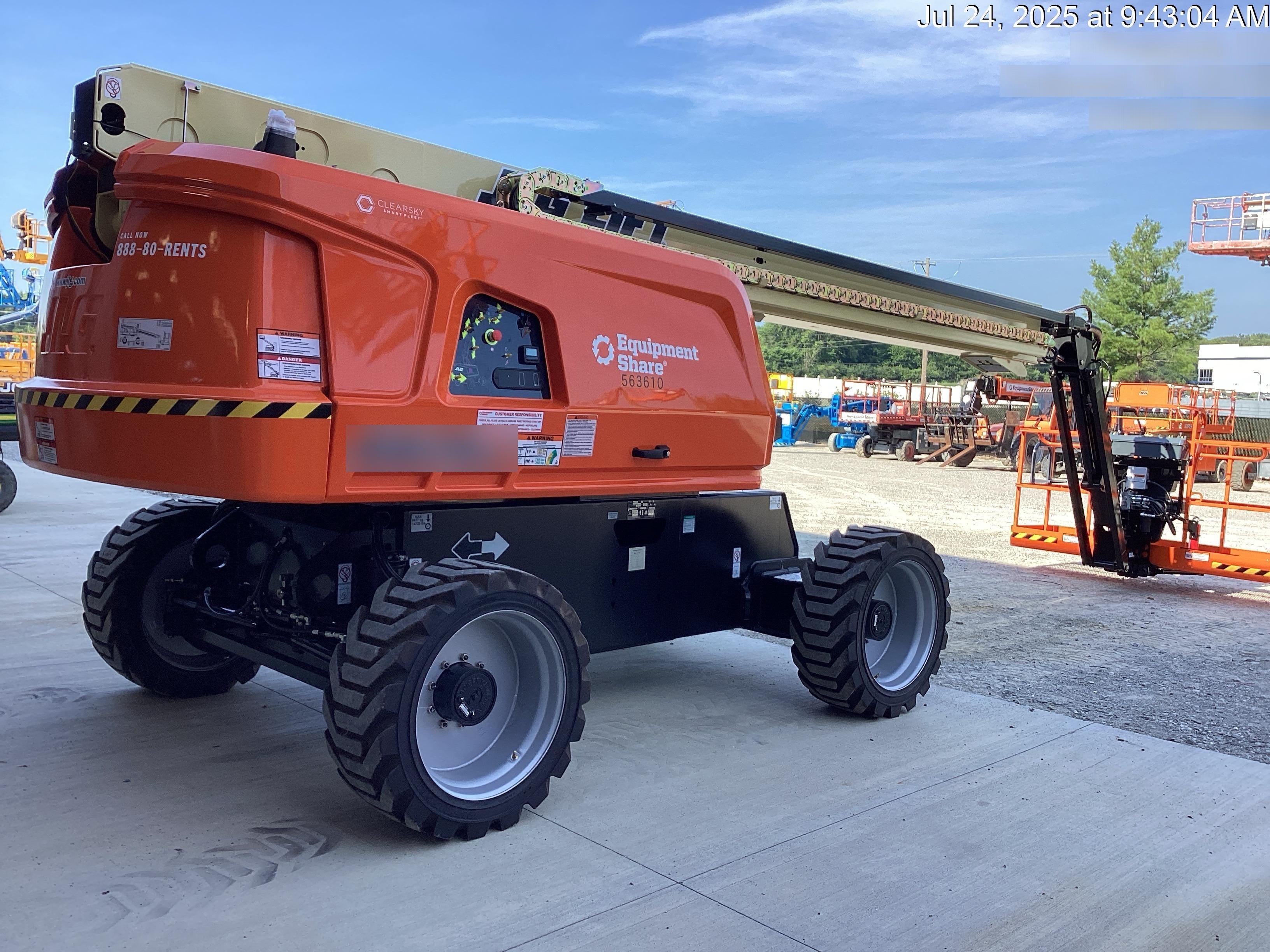 2025 JLG 660SJ