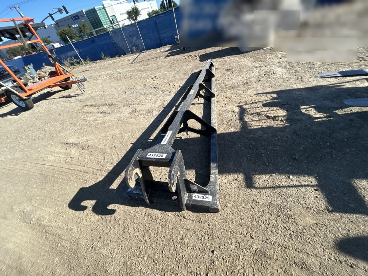 2024 JLG 1001275853