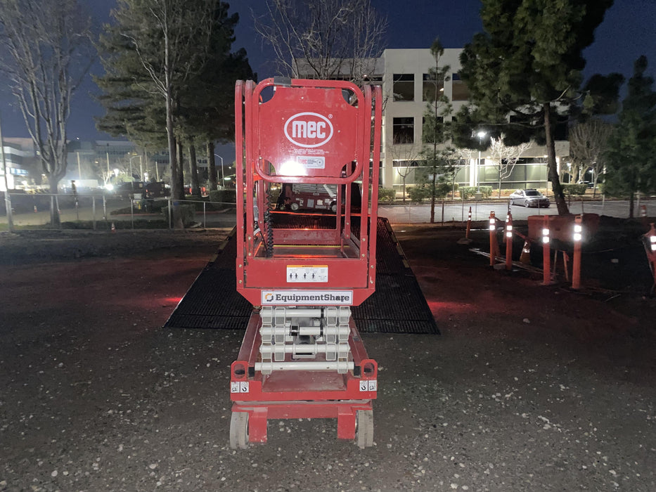 2019 MEC 1330SE Motion Alarm, Beacon, Includes MachineLink keypad and telematics device