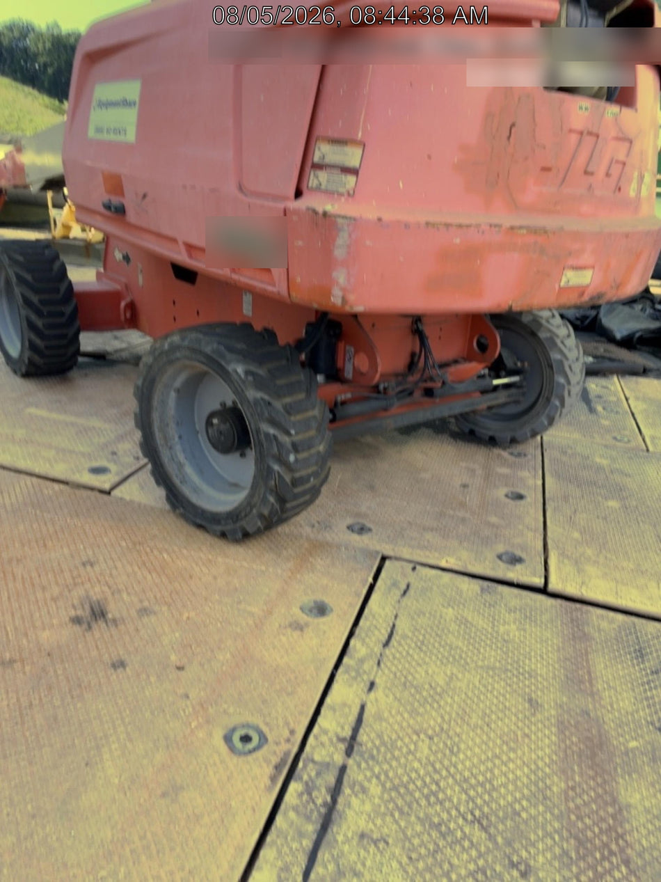 2018 JLG 660SJ