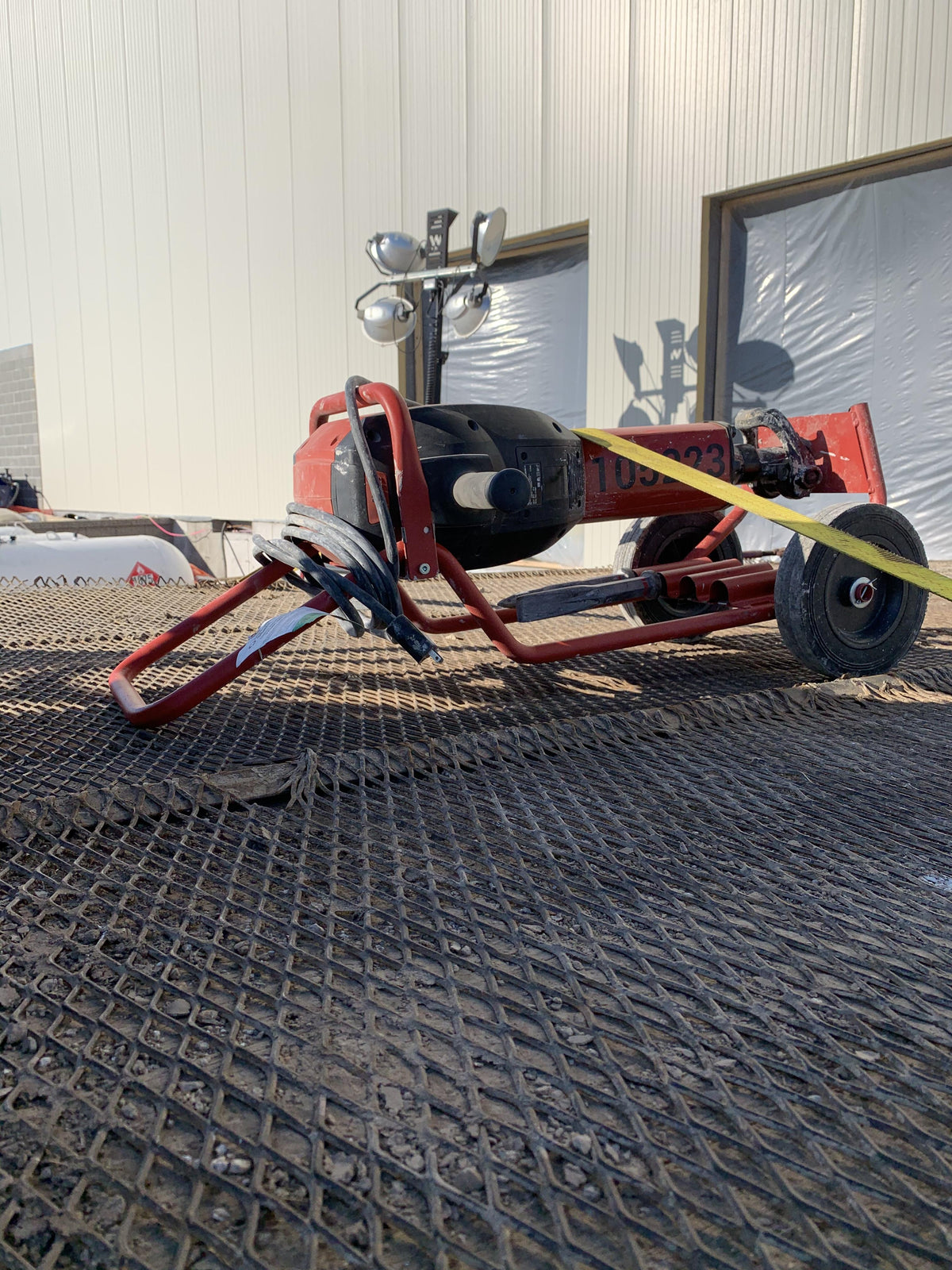 2020 HILTI TE 3000-AVR