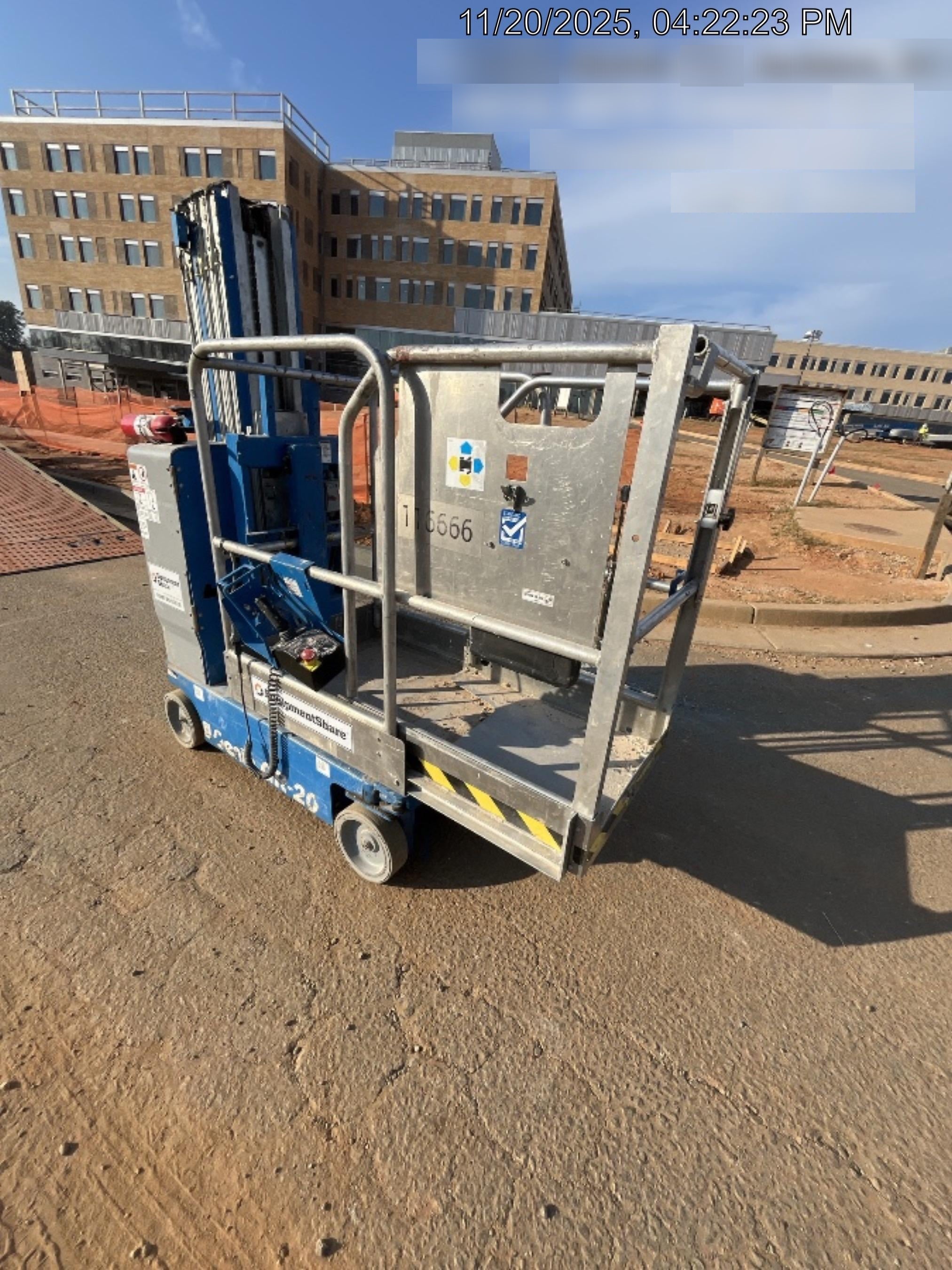 2020 GENIE GR-20