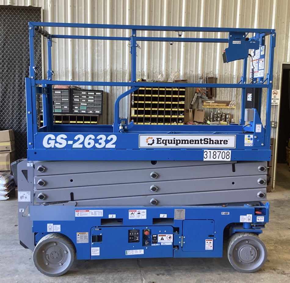 2023 GENIE GS-2632