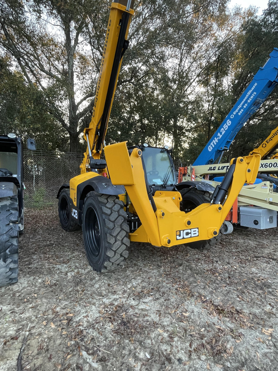 2025 JCB 512-56