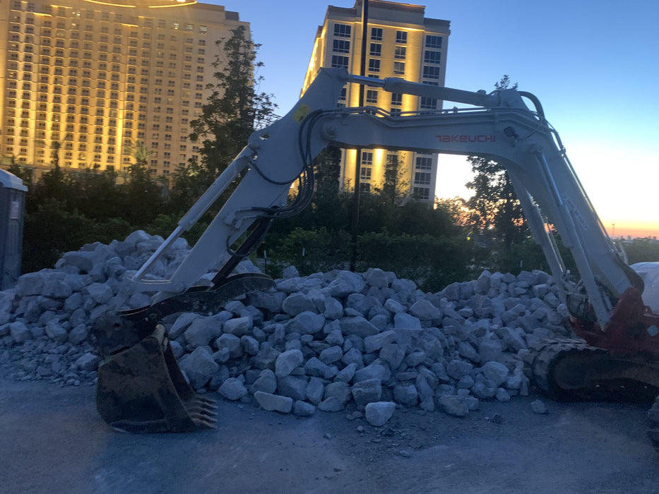 2020 TAKEUCHI TB290C