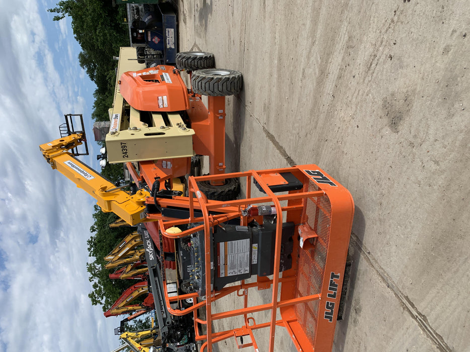 2019 JLG 450AJ