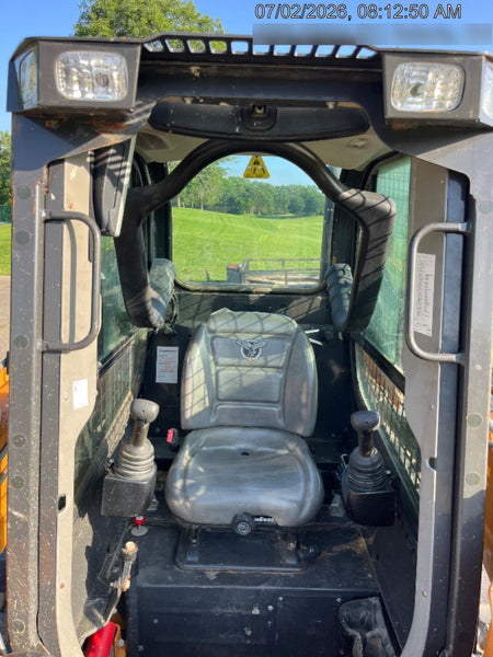 2021 CASE TV270B