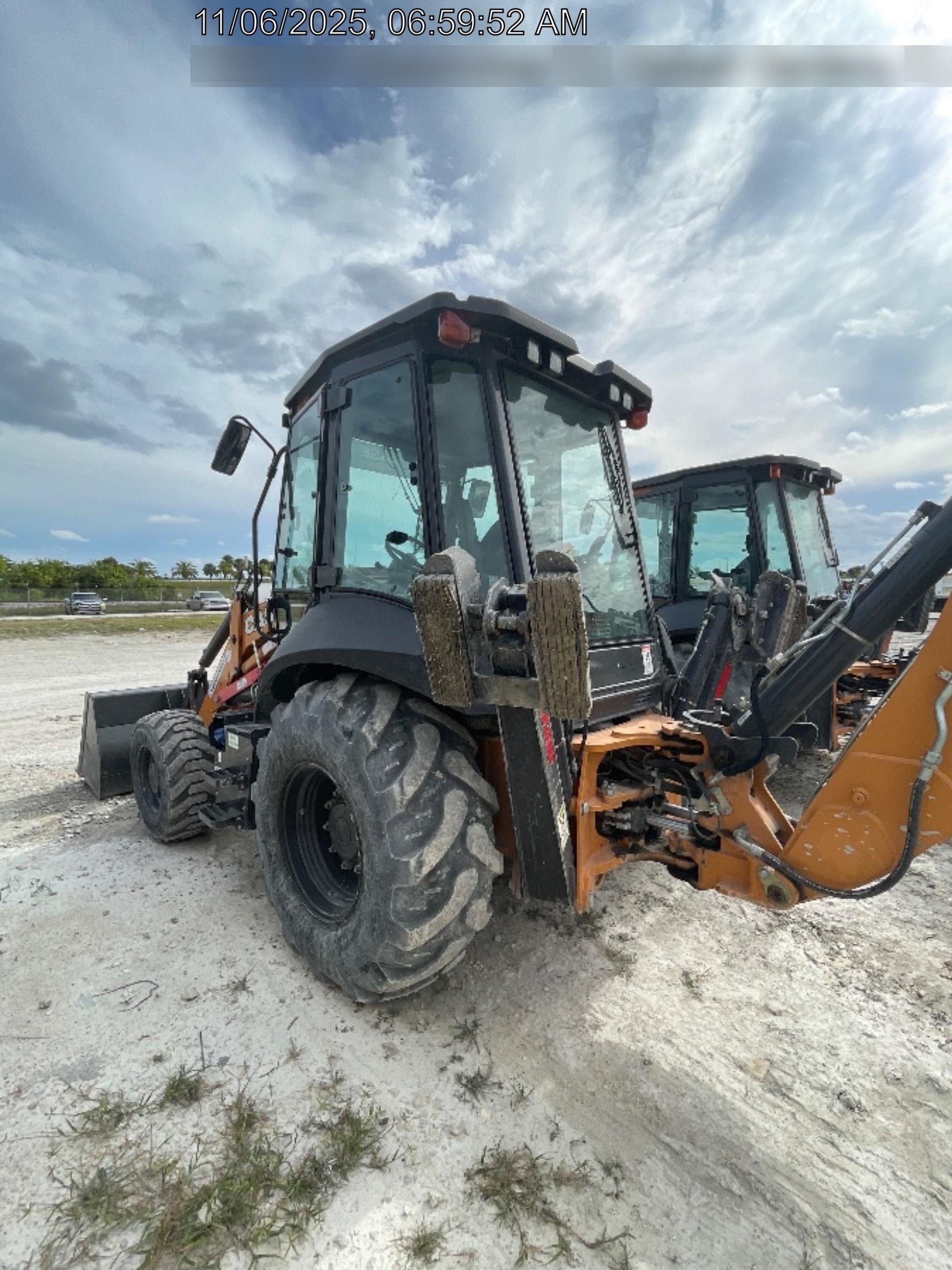 2023 CASE 580SV