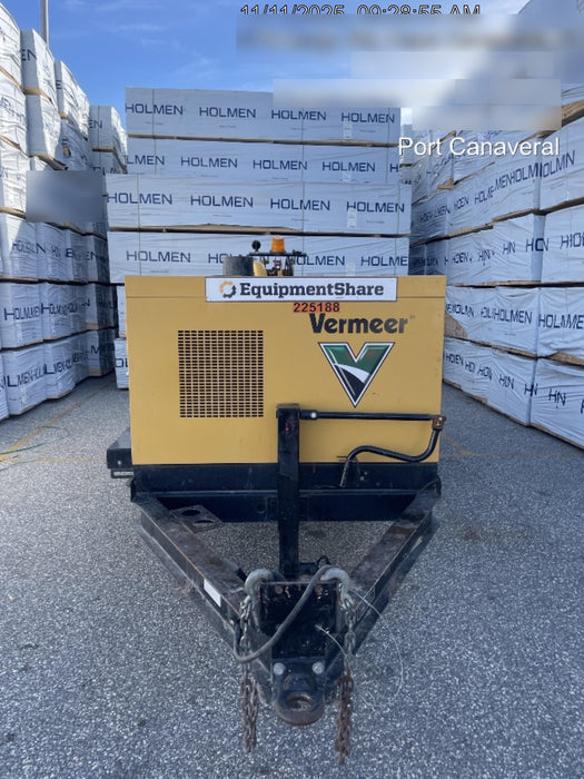 2022 Vac-Tron LP573XDT T4 Koehler Diesel Engine, 500 Gallon Debris Tank, x2 100 Gallon Water Tanks