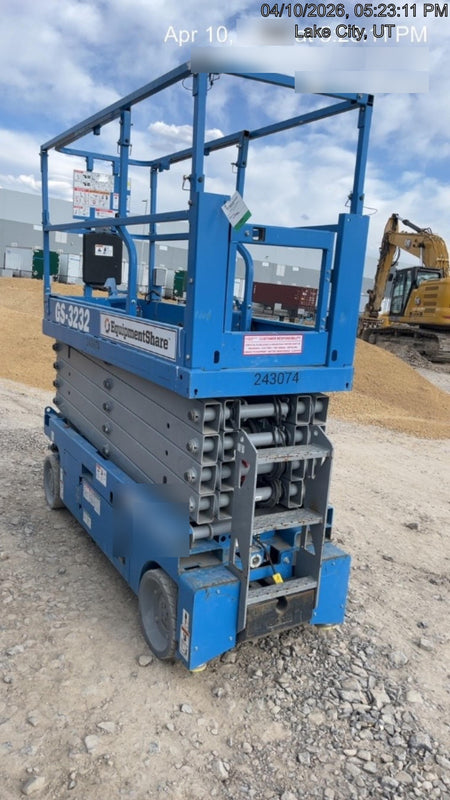 2022 GENIE GS-3232