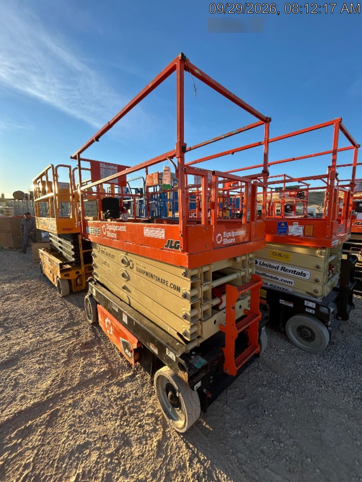 2022 JLG ES3246