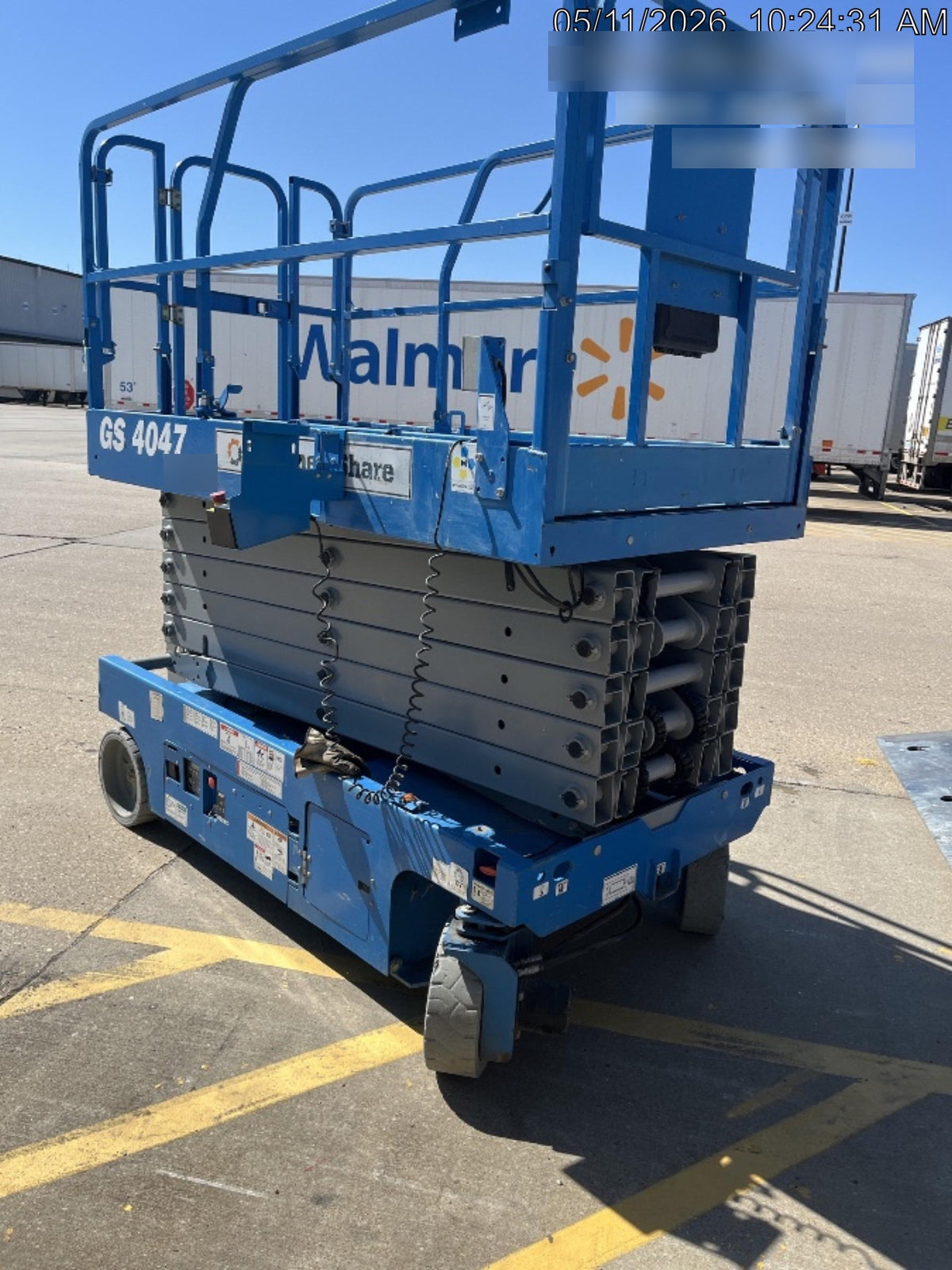 2019 Genie GS-4047 Folding rails with half height swing gate