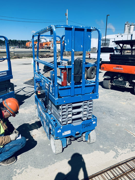 2020 Genie GS-1930 Fixed rails with chain entry gate - Pre A92.20